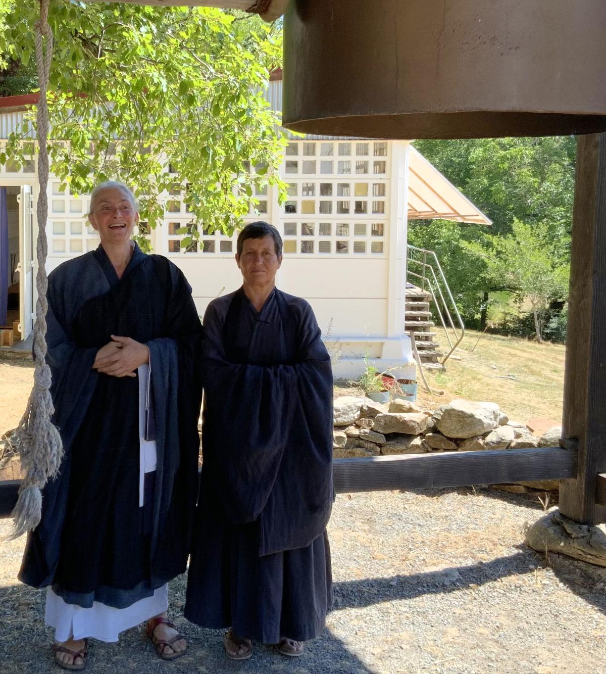 Constance et Laurence du dojo zen de Die Constance et Laurence du dojo zen de Die