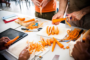 Samu guen-maï : preparación de las verduras para la sopa tradicional de los monjes zen